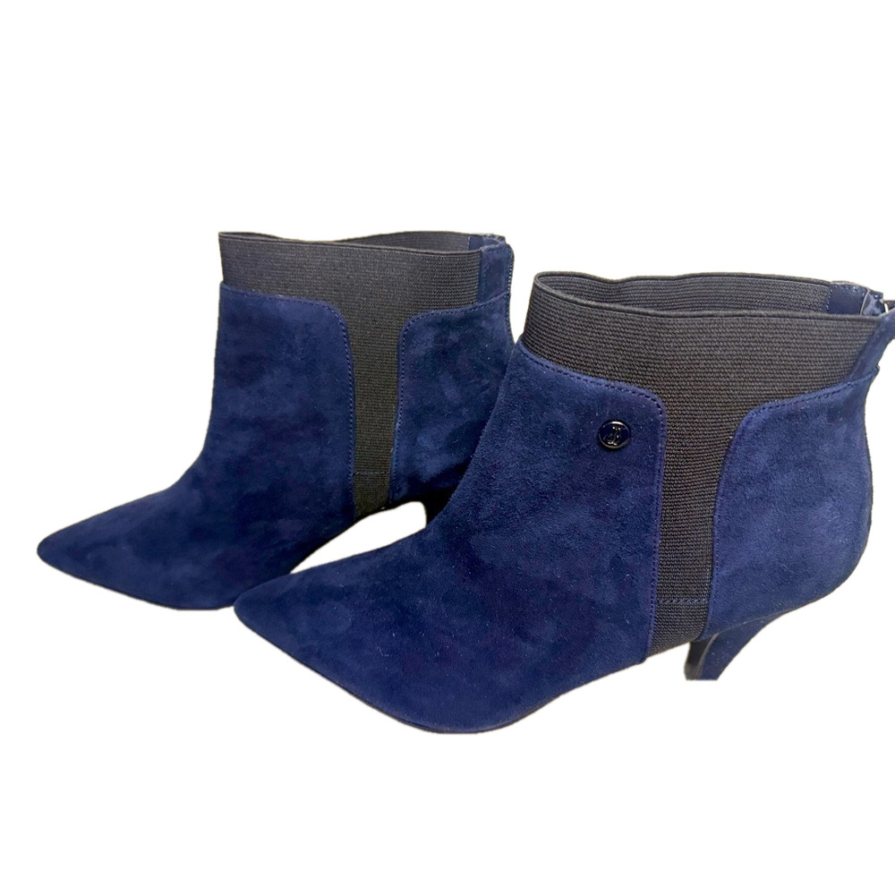 Bandolino Elegant Blue Suede Ankle Boots. size 8.5 DA006